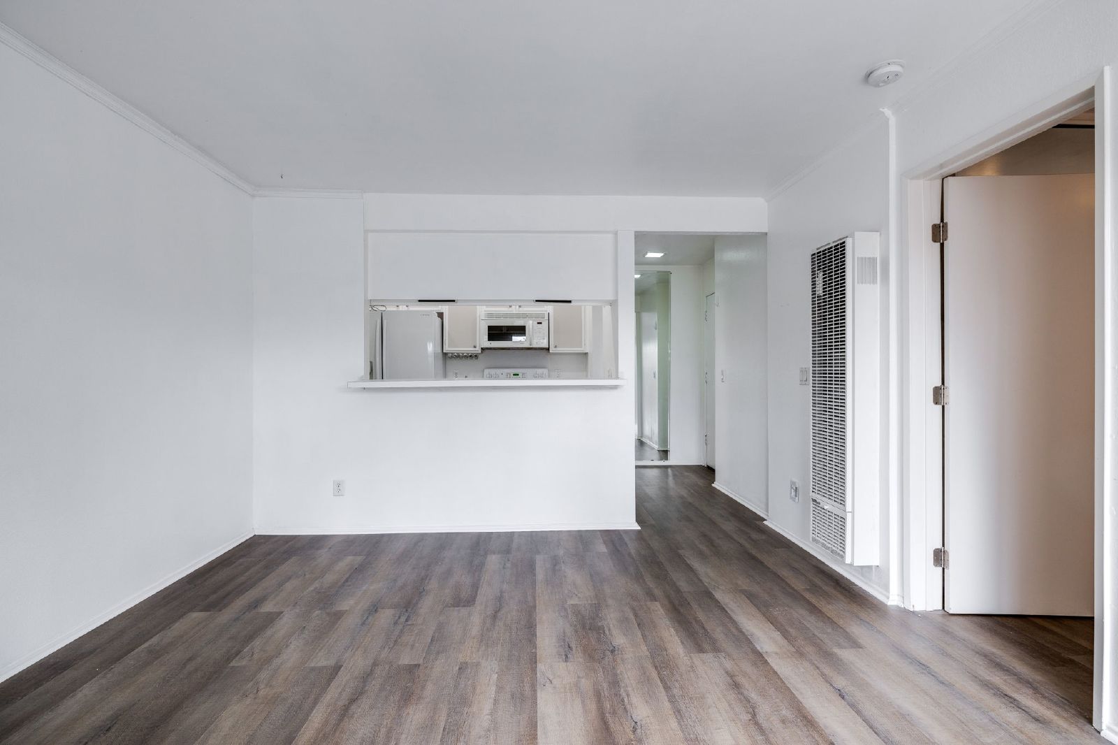 Affordable Beach Condo with large patio! property image