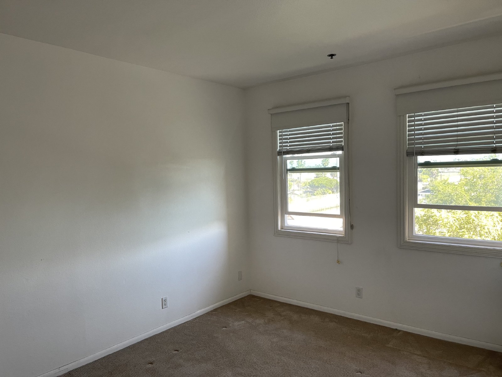 Welcome to this stunning Condo in the pristine Seabridge Villas community! property image