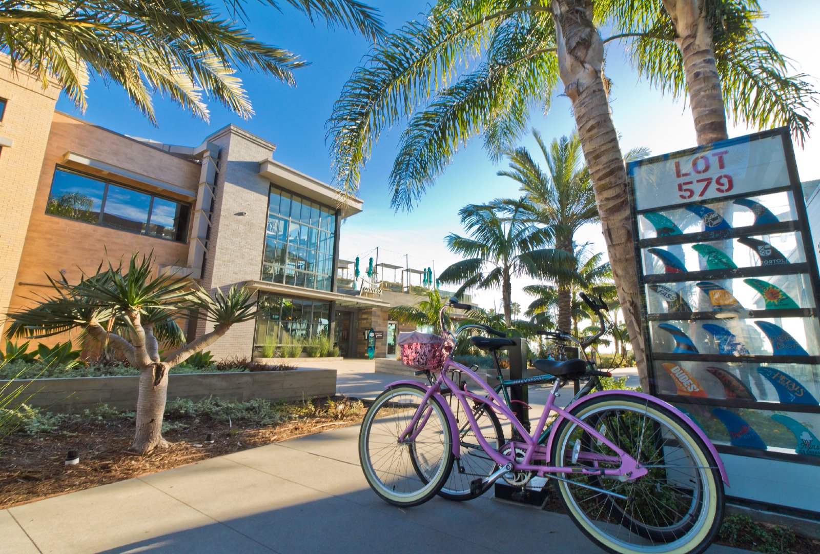 Turnkey Coastal Living: Fully Furnished 3-Bedroom Residence in the Heart of Huntington Beach property image