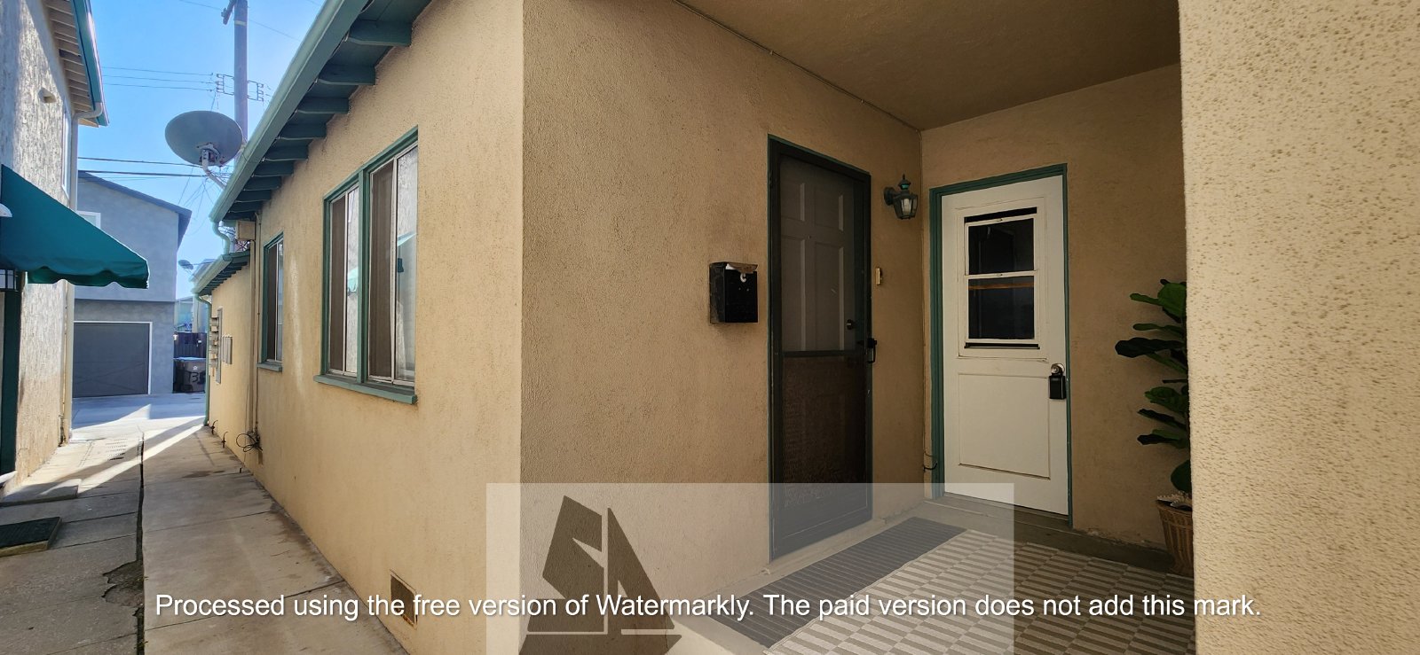 One-bedroom, one-bathroom in the heart of Seal Beach. property image
