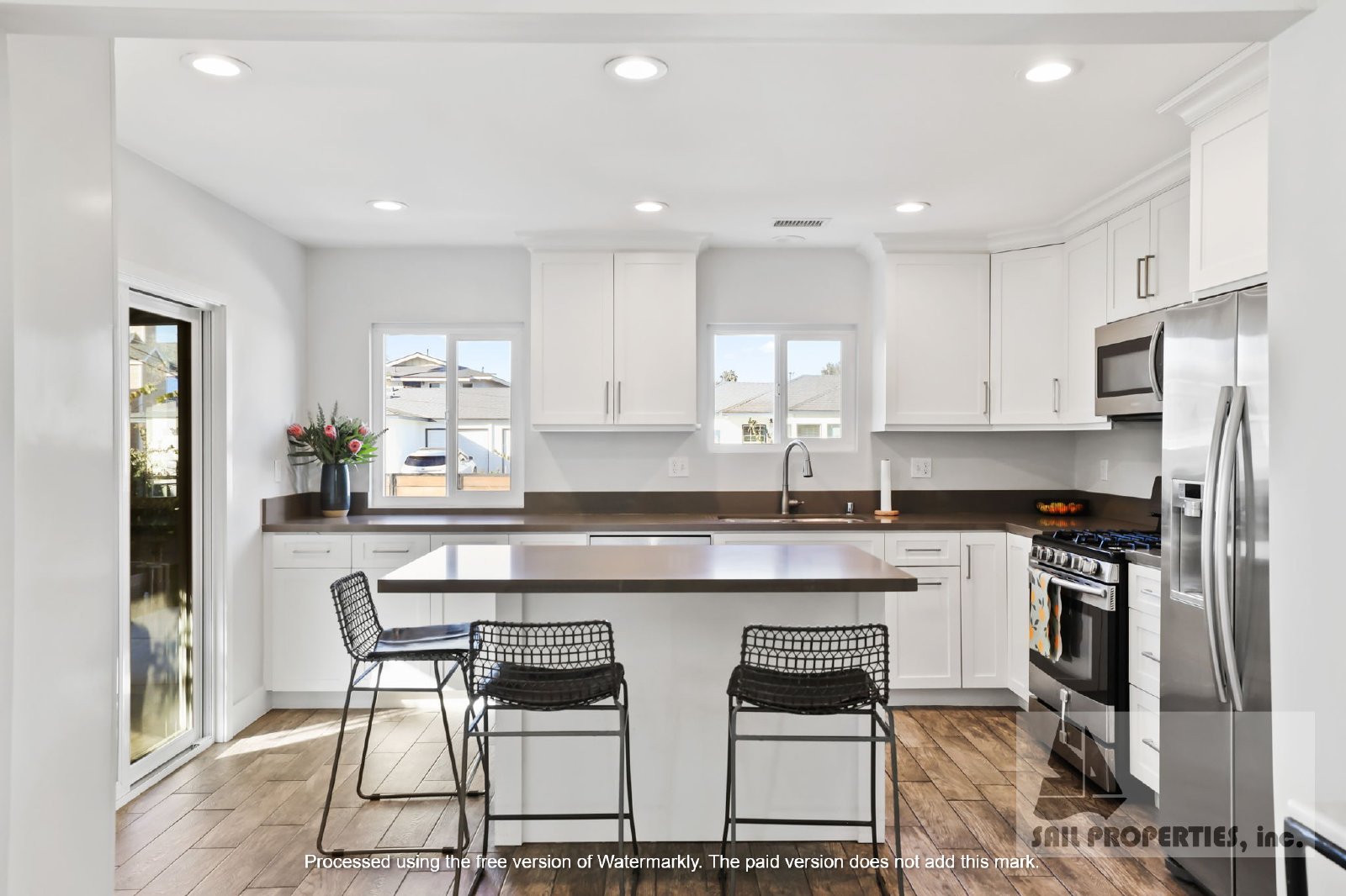 Gorgeous Remodeled Beach Style Home property image