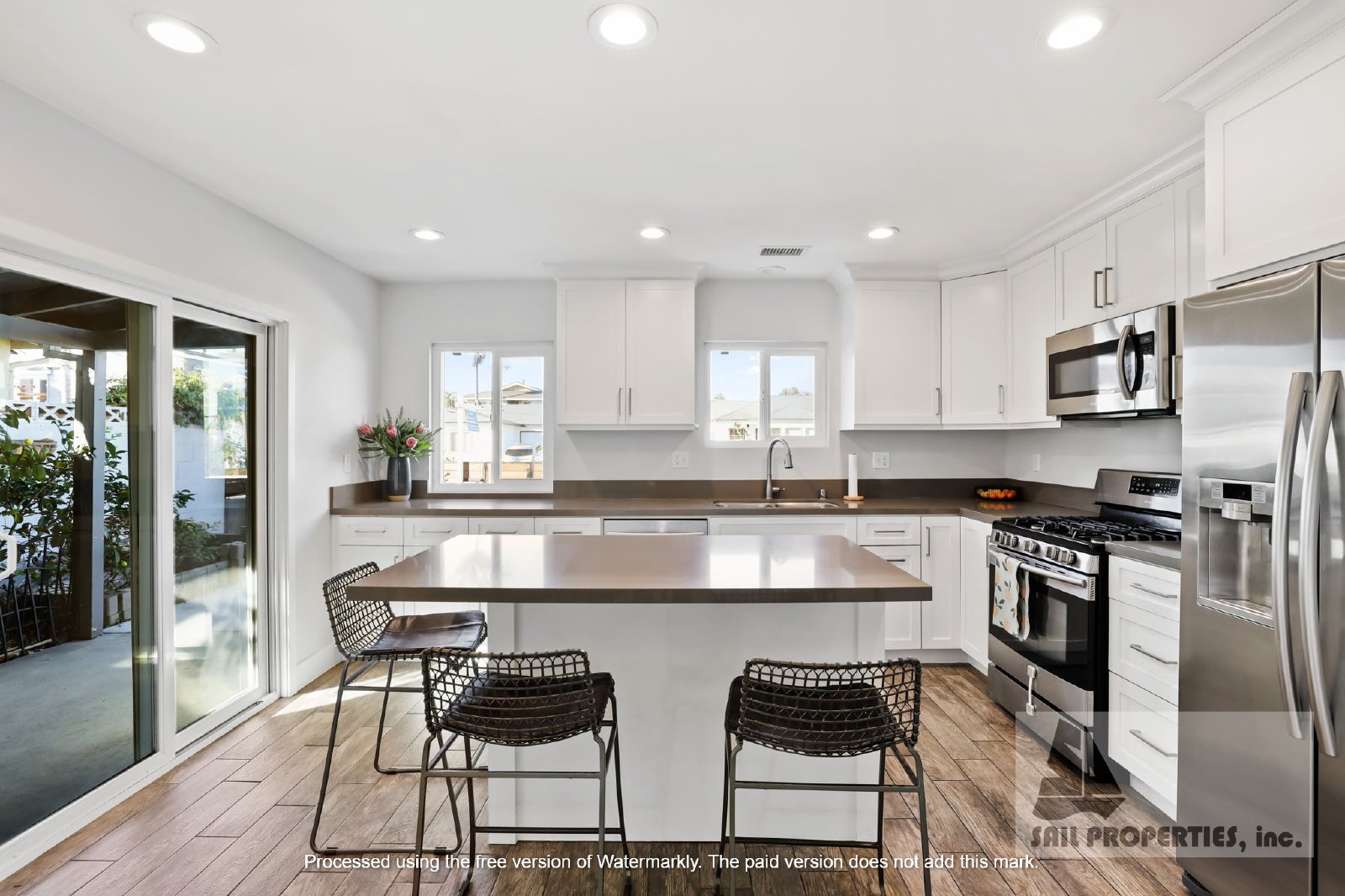 Gorgeous Remodeled Beach Style Home property image