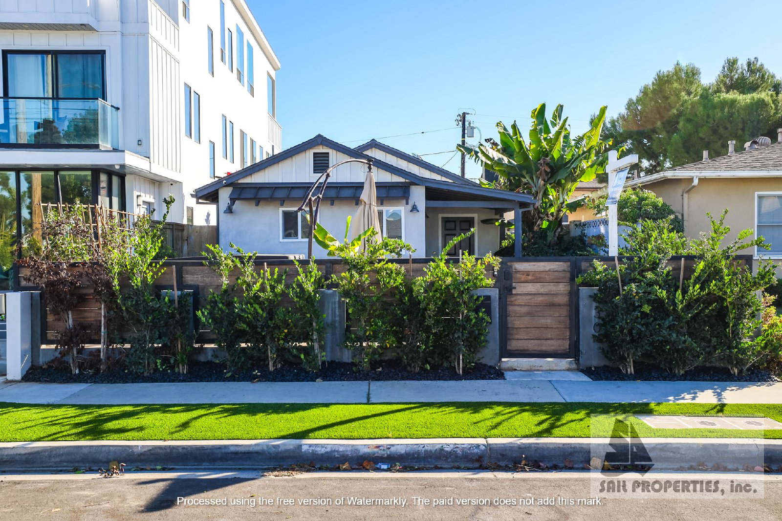 Gorgeous Remodeled Beach Style Home property image