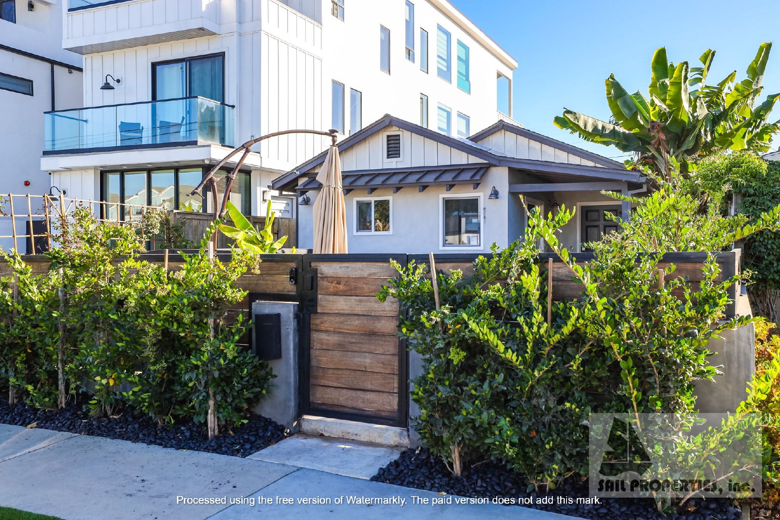 Gorgeous Remodeled Beach Style Home property image