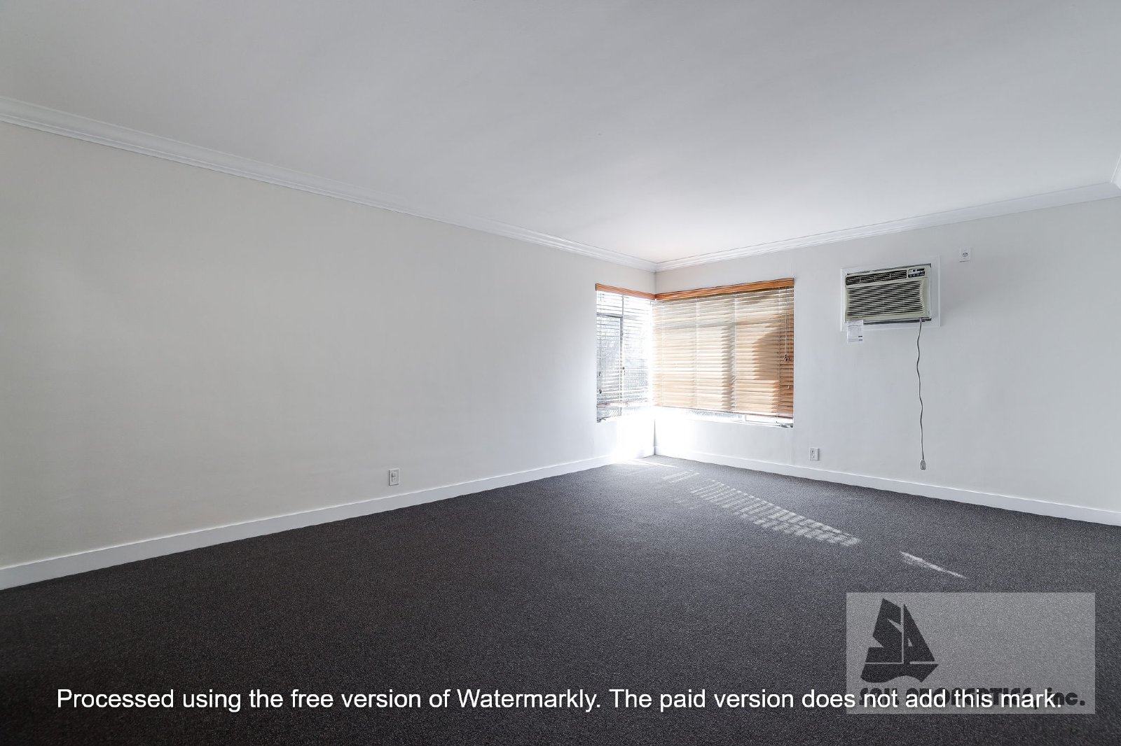 Gorgeous Remodeled Condo in Bixby Knolls property image