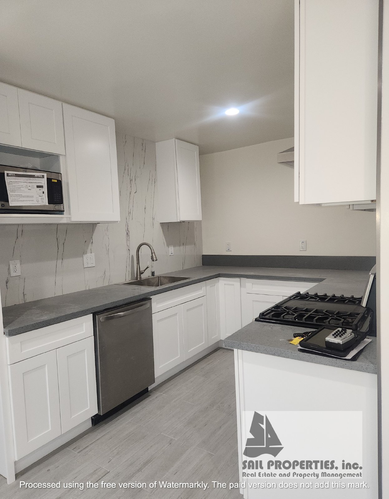 Completely Remodeled, Charming Huntington Beach Apartment! property image