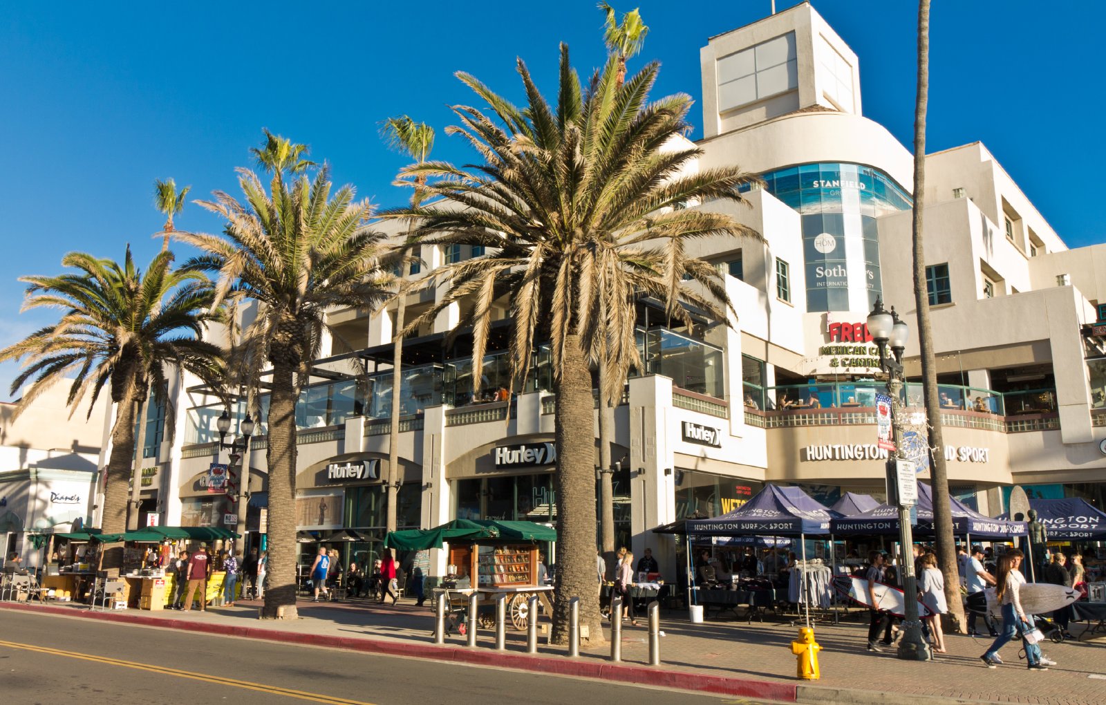 Gorgeous unit in Downtown Huntington Beach! property image