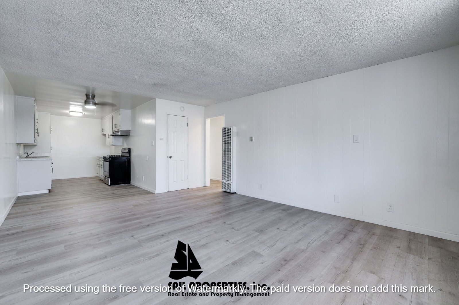 Welcome to your charming new home in Long Beach! property image