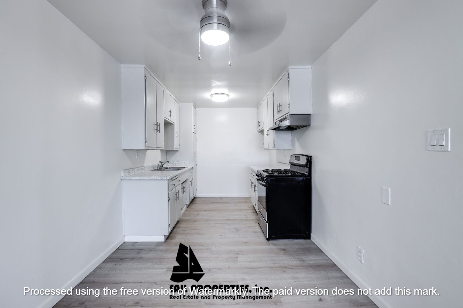 Welcome to your charming new home in Long Beach! property image