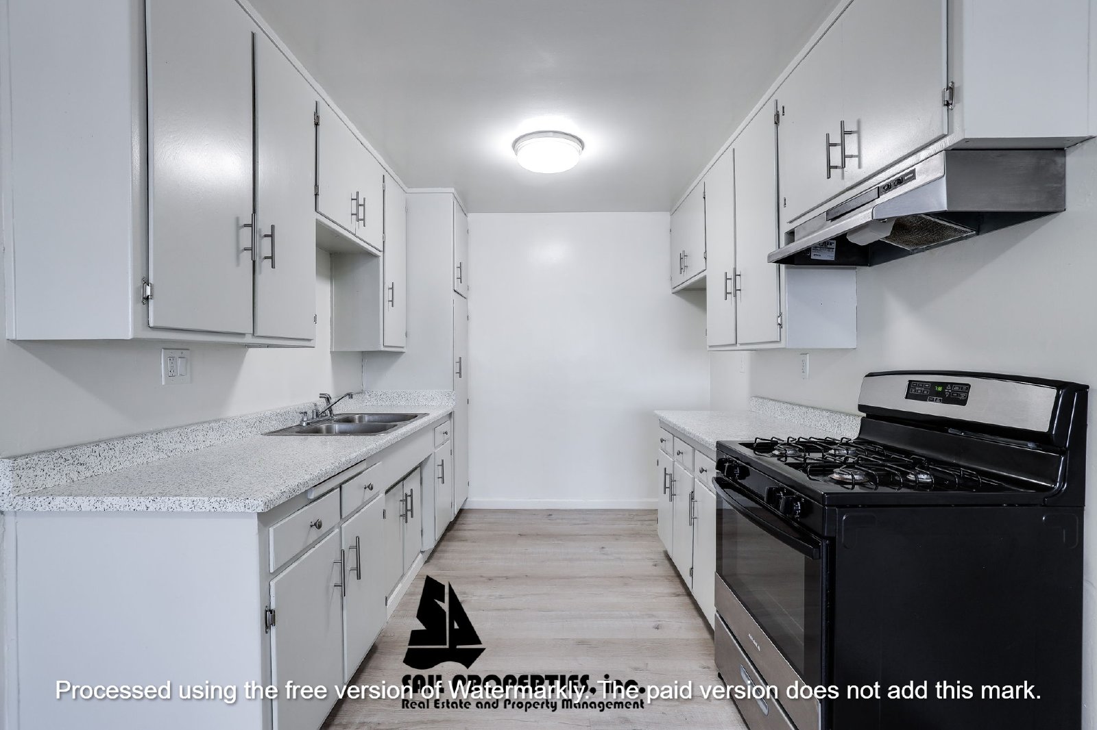 Welcome to your charming new home in Long Beach! property image