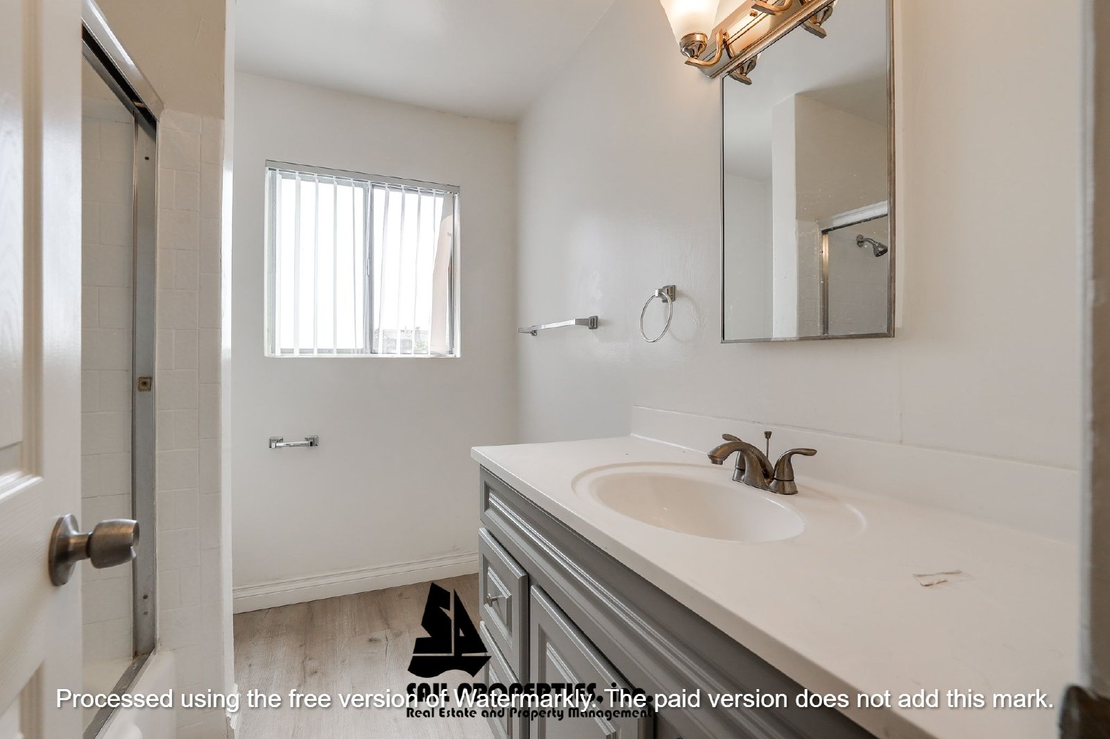 Welcome to your charming new home in Long Beach! property image