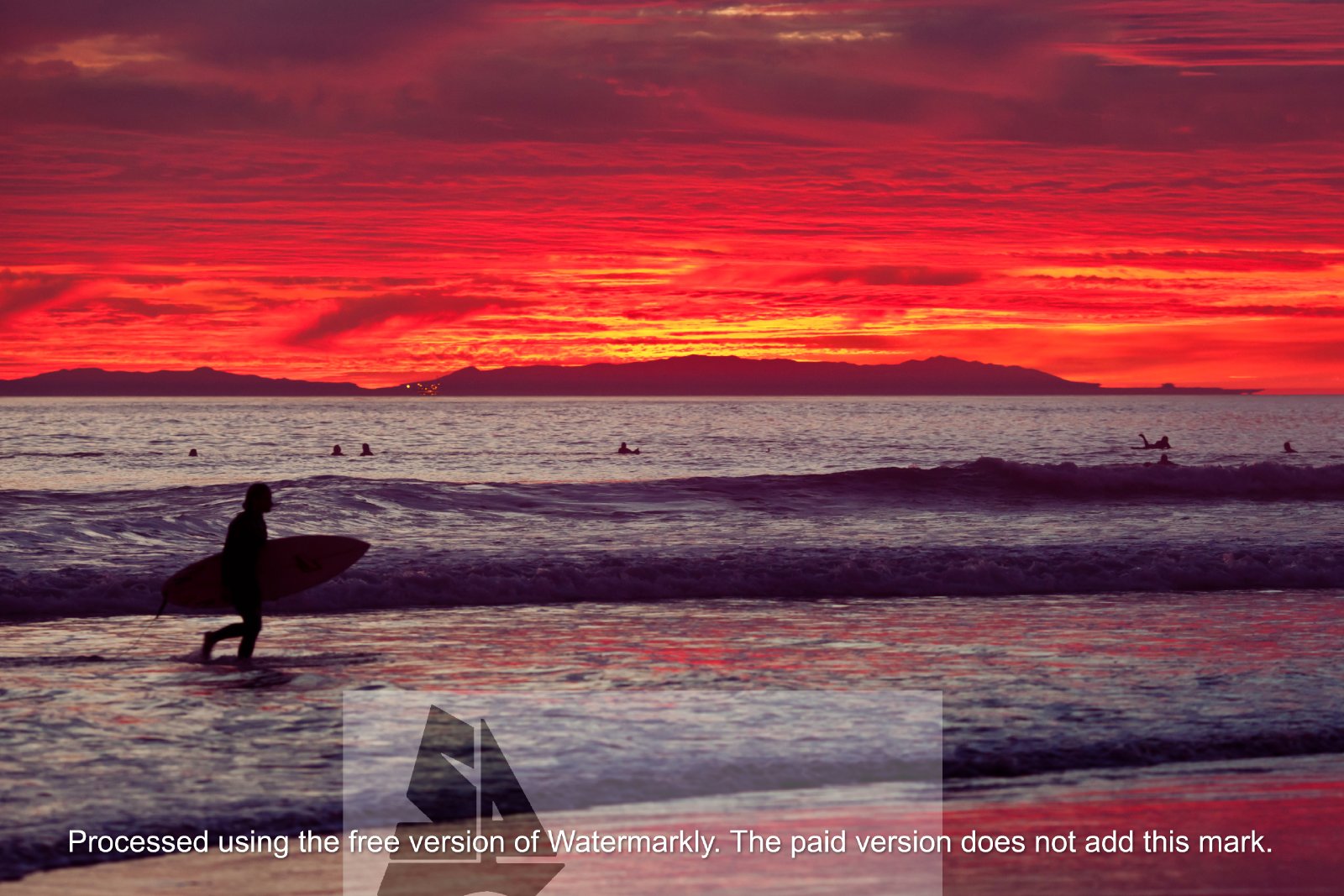 Beach townhome Vacation Rental with two car garage! property image