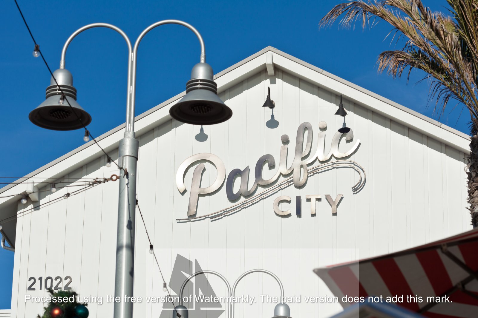 Gorgeous, Large downtown Huntington Beach Vacation Rental property image