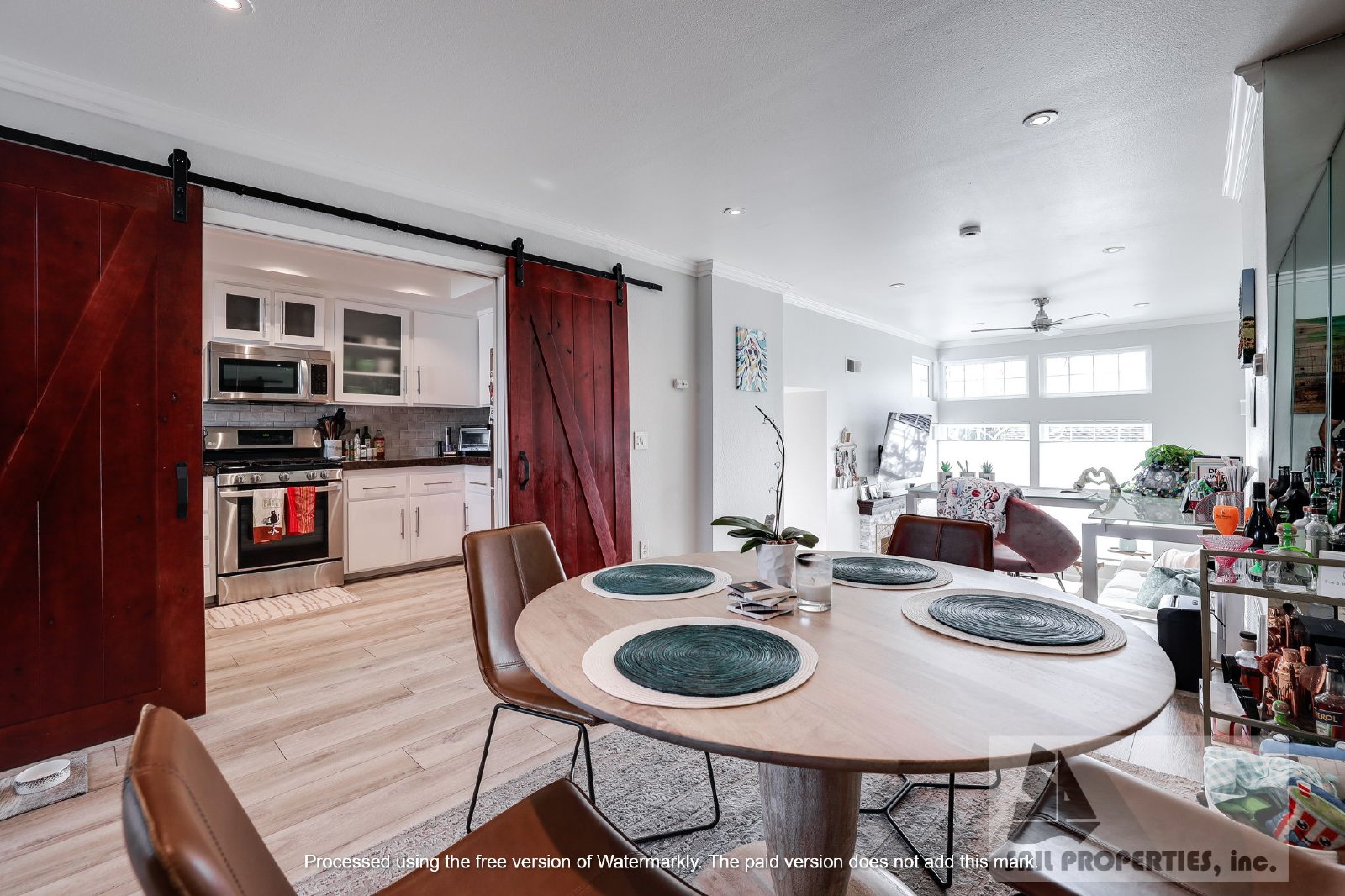 Gorgeous Remodeled Condo in Newport Beach! property image