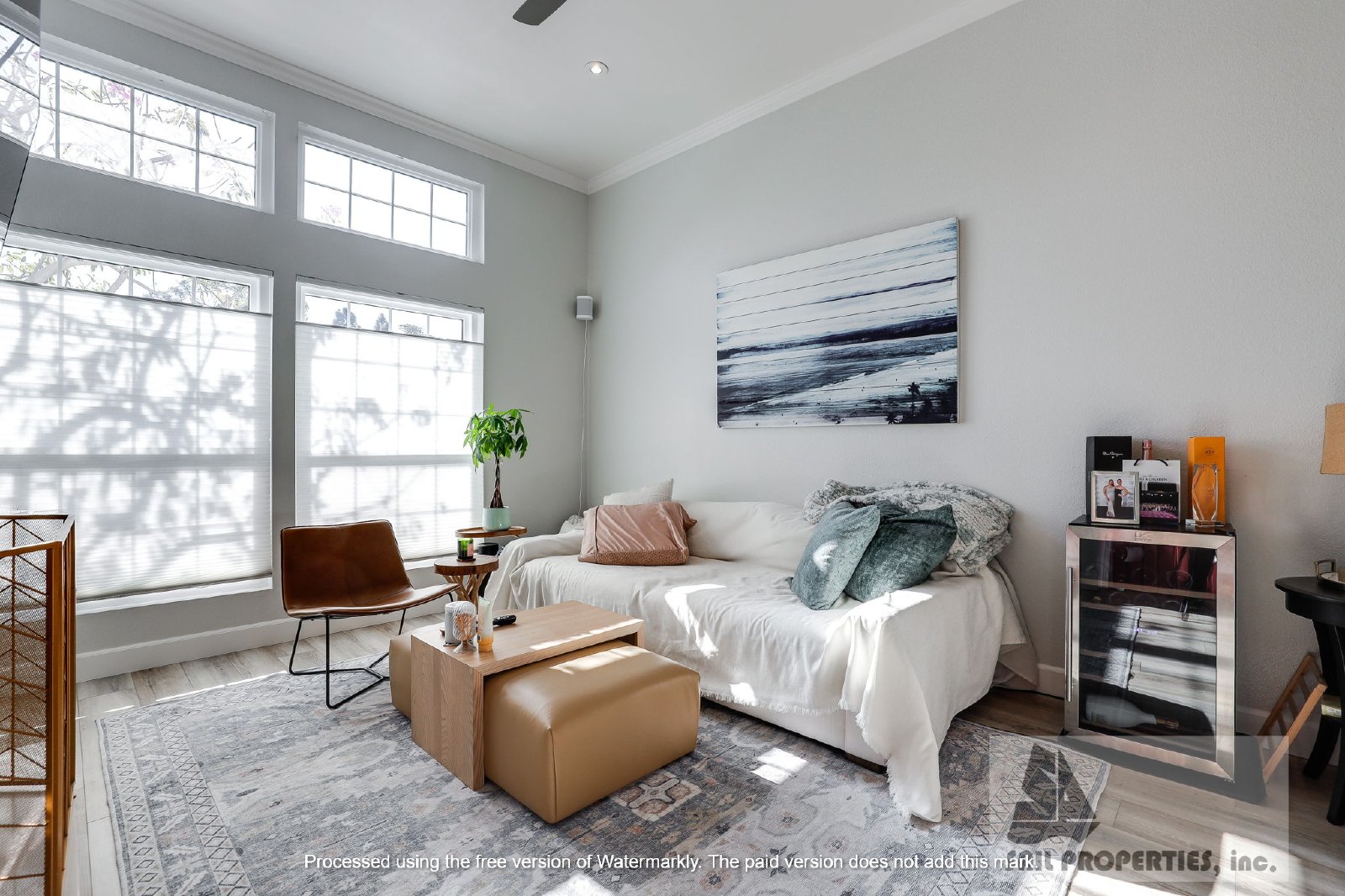 Gorgeous Remodeled Condo in Newport Beach! property image