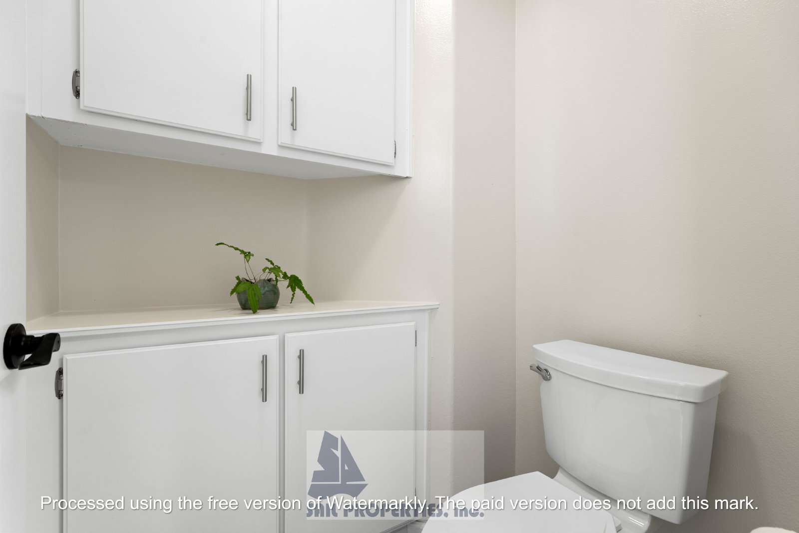 Welcome to this stunning 2-bedroom condo in gated community property image