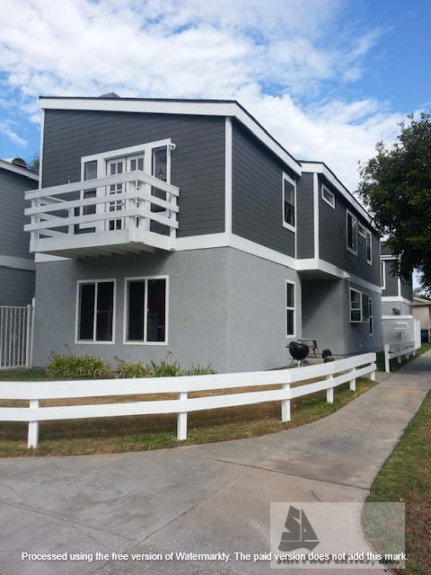 Downtown unit in HB ready for you! property image