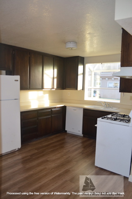 Downtown unit in HB ready for you! property image