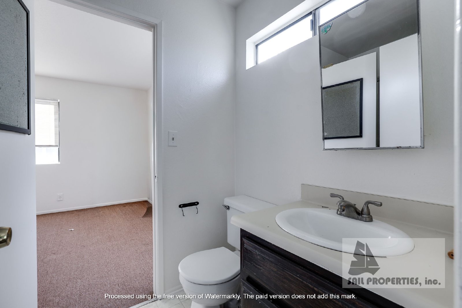 Downtown unit in HB ready for you! property image