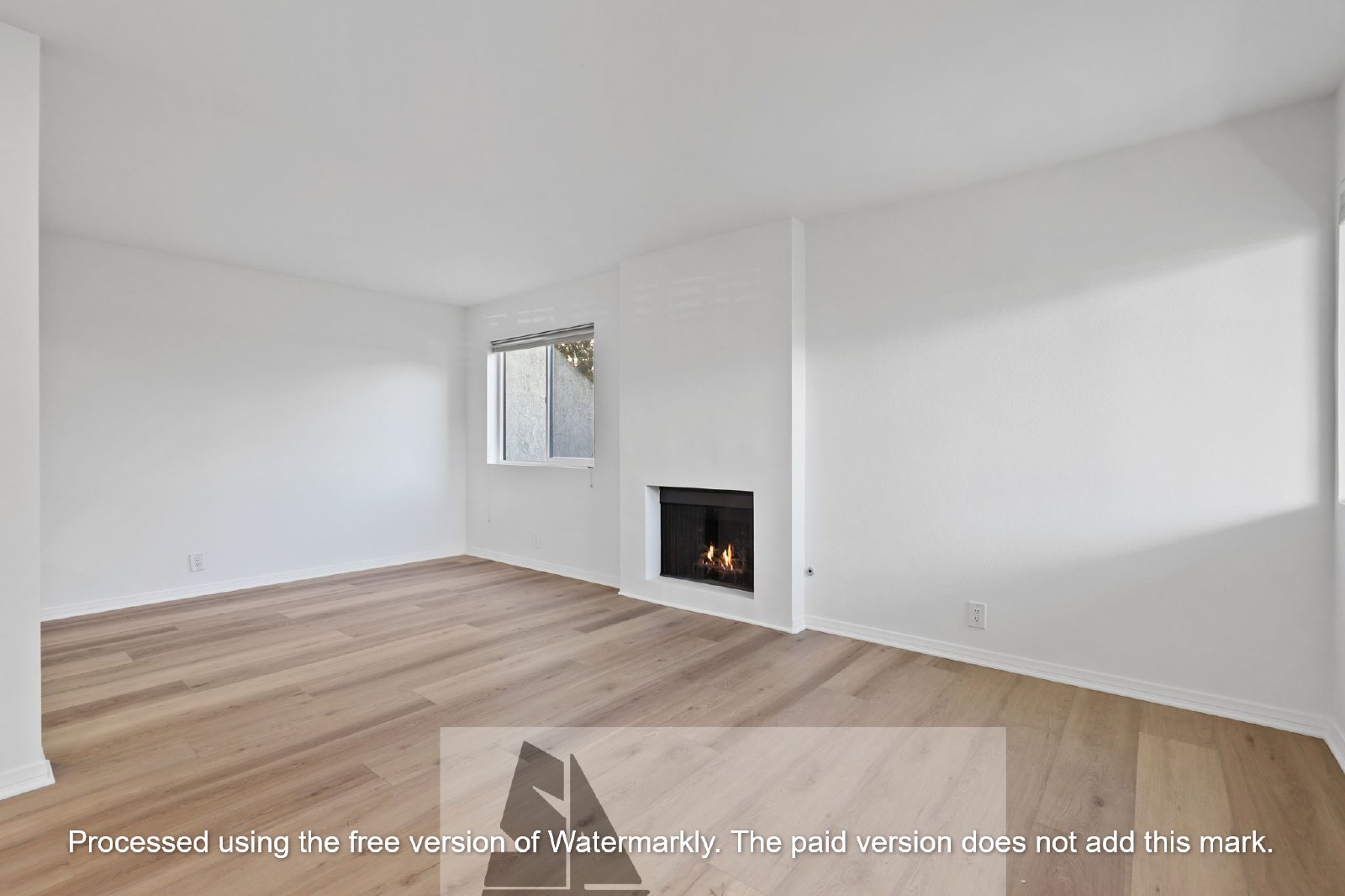 Modernized Huntington Beach Residence Steps from Coastal Conveniences property image