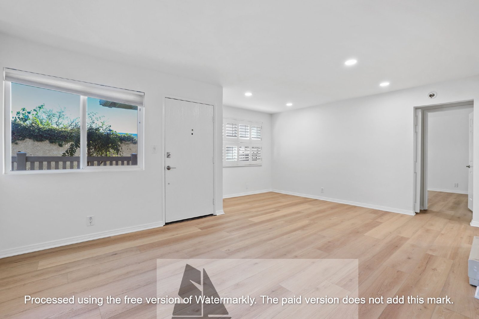 Modernized Huntington Beach Residence Steps from Coastal Conveniences property image