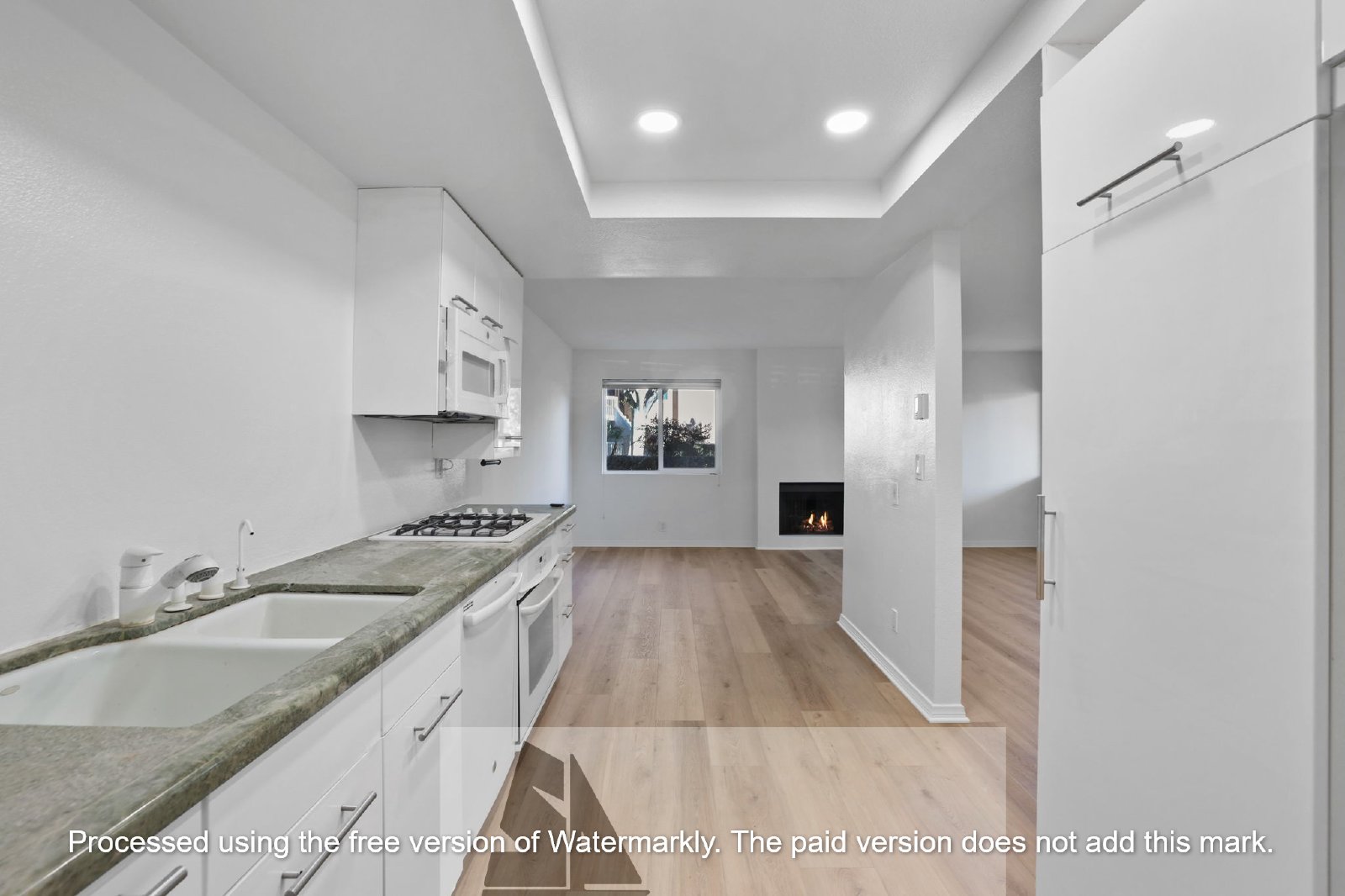 Modernized Huntington Beach Residence Steps from Coastal Conveniences property image