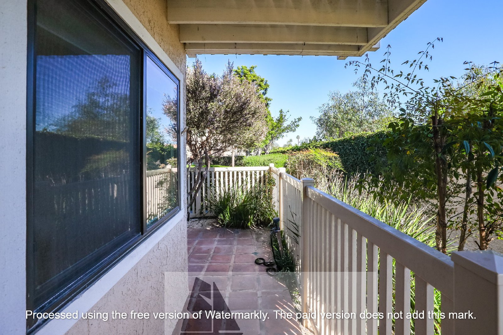 Modernized Huntington Beach Residence Steps from Coastal Conveniences property image
