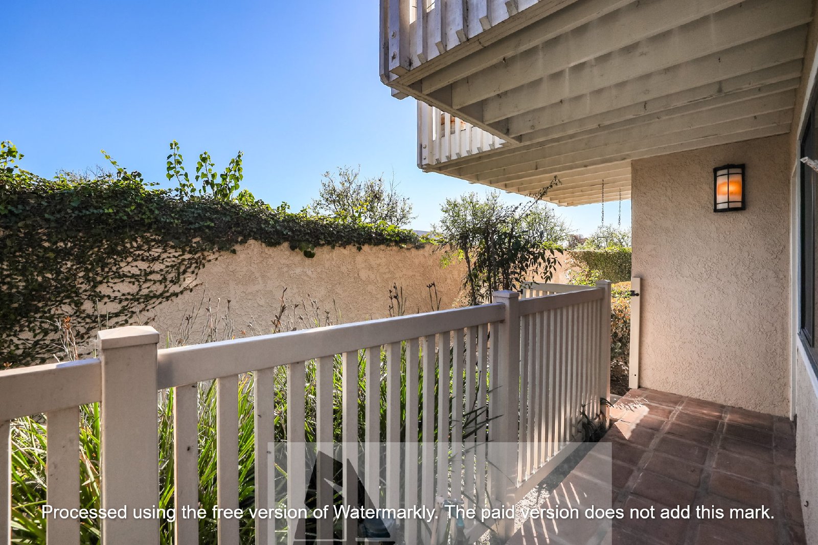 Modernized Huntington Beach Residence Steps from Coastal Conveniences property image
