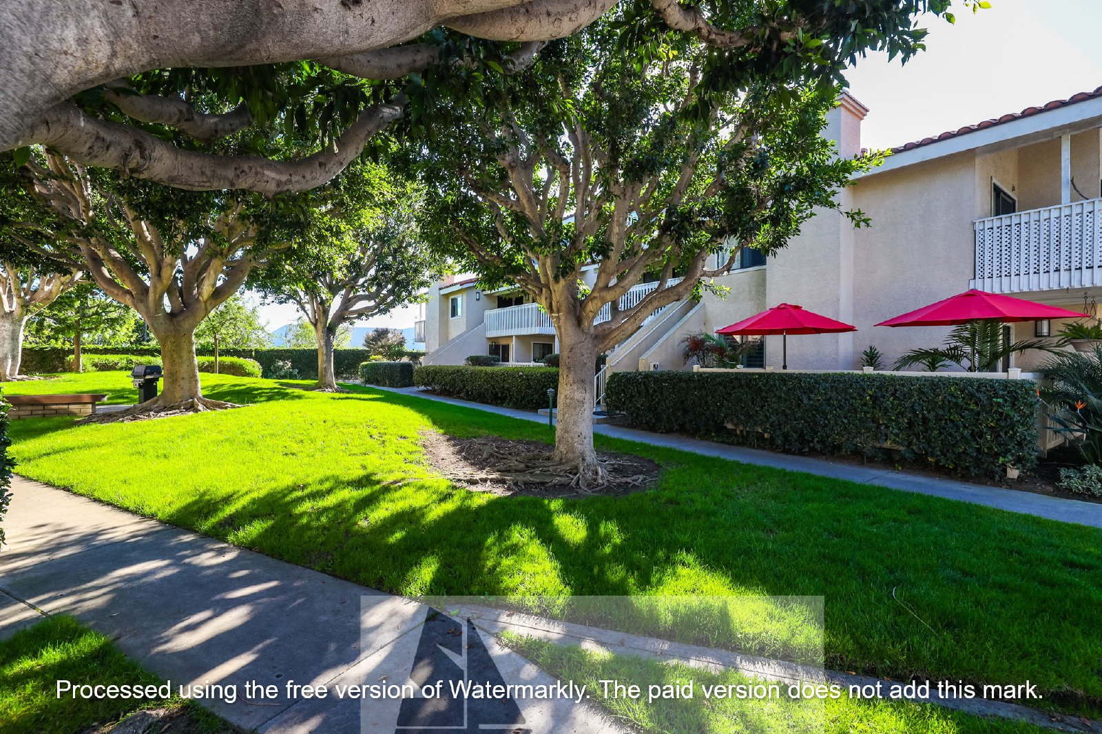 Modernized Huntington Beach Residence Steps from Coastal Conveniences property image