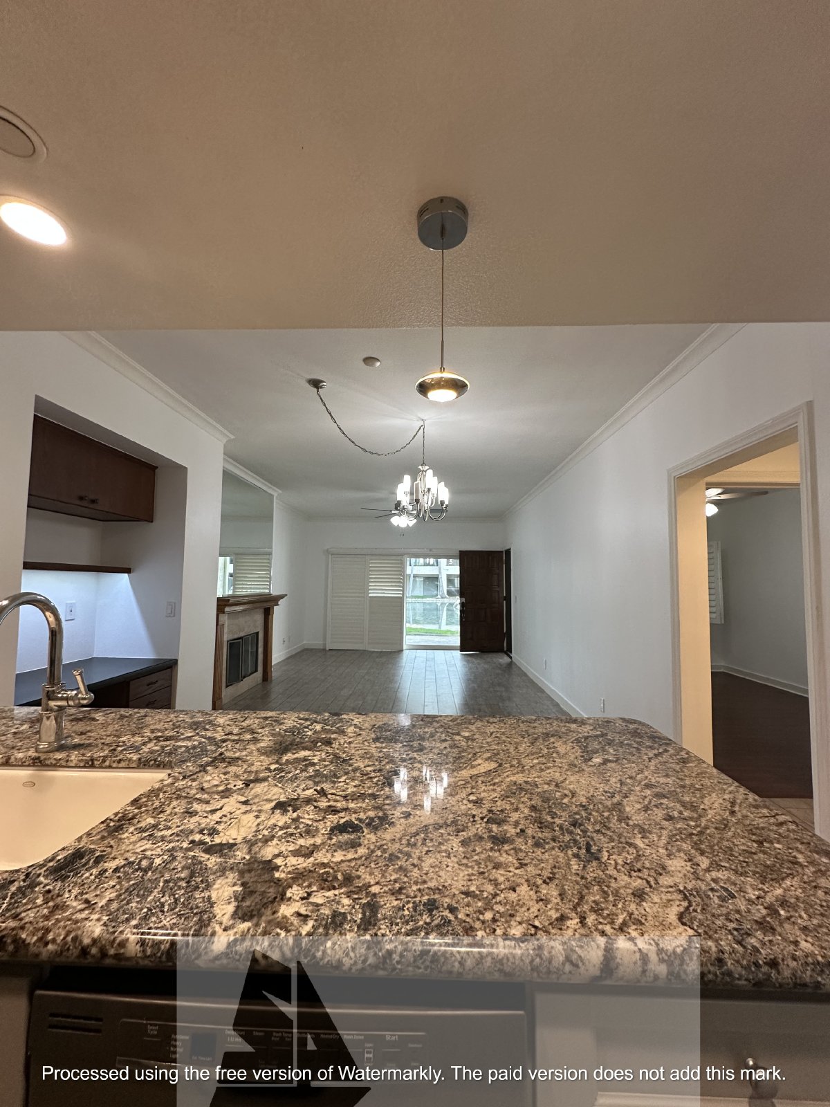 Welcome to this charming 2-bedroom, 2-bathroom home located in the desirable gated community of Fountain Valley property image