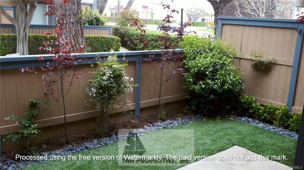 Stunning Townhome in Huntington Beach! property image