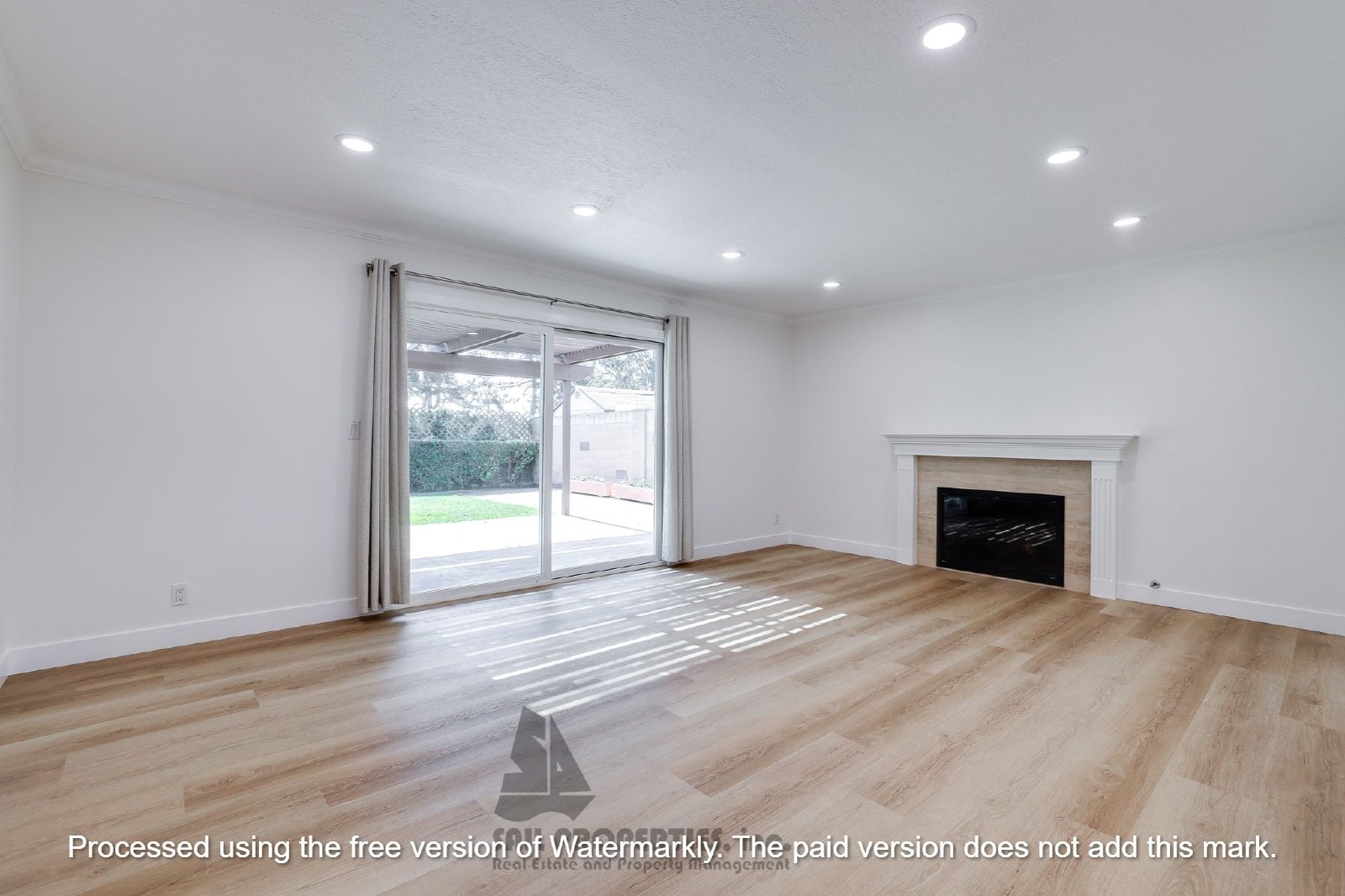 A stunning 4-bedroom home located in the vibrant Huntington Beach property image