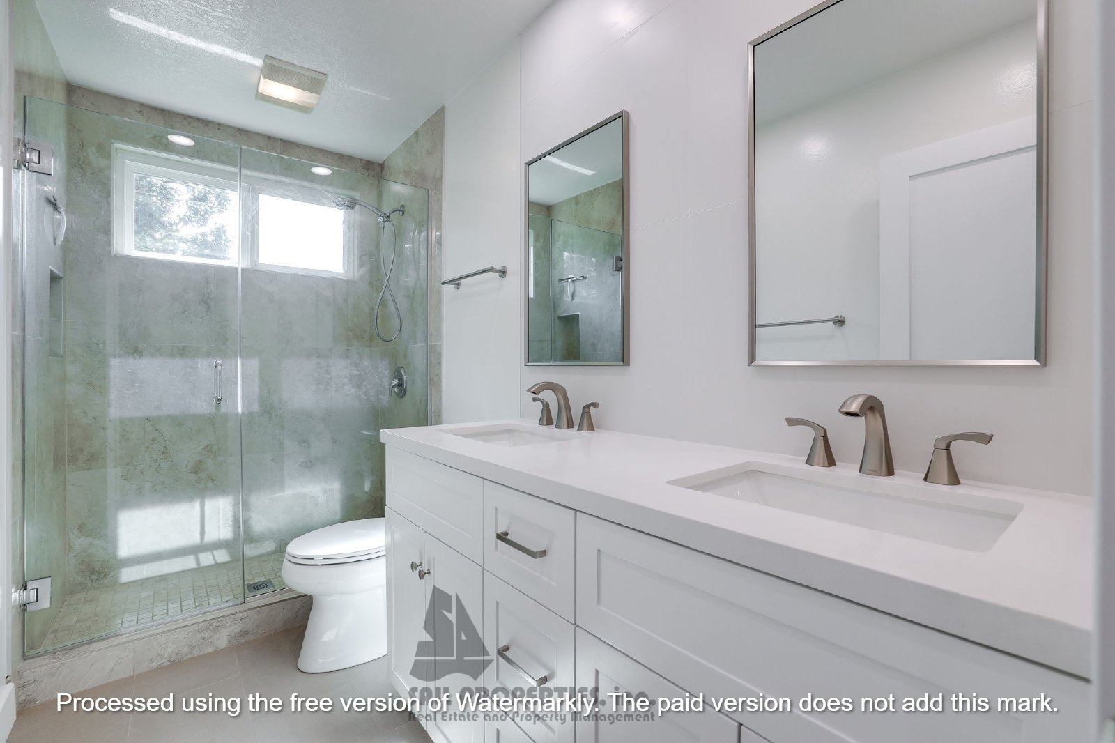 A stunning 4-bedroom home located in the vibrant Huntington Beach property image