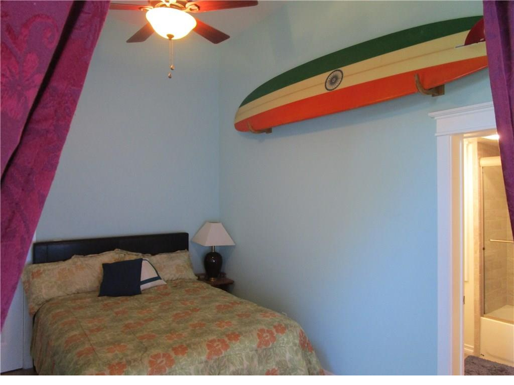 Charming Room for Rent - Prime Beach Location! property image