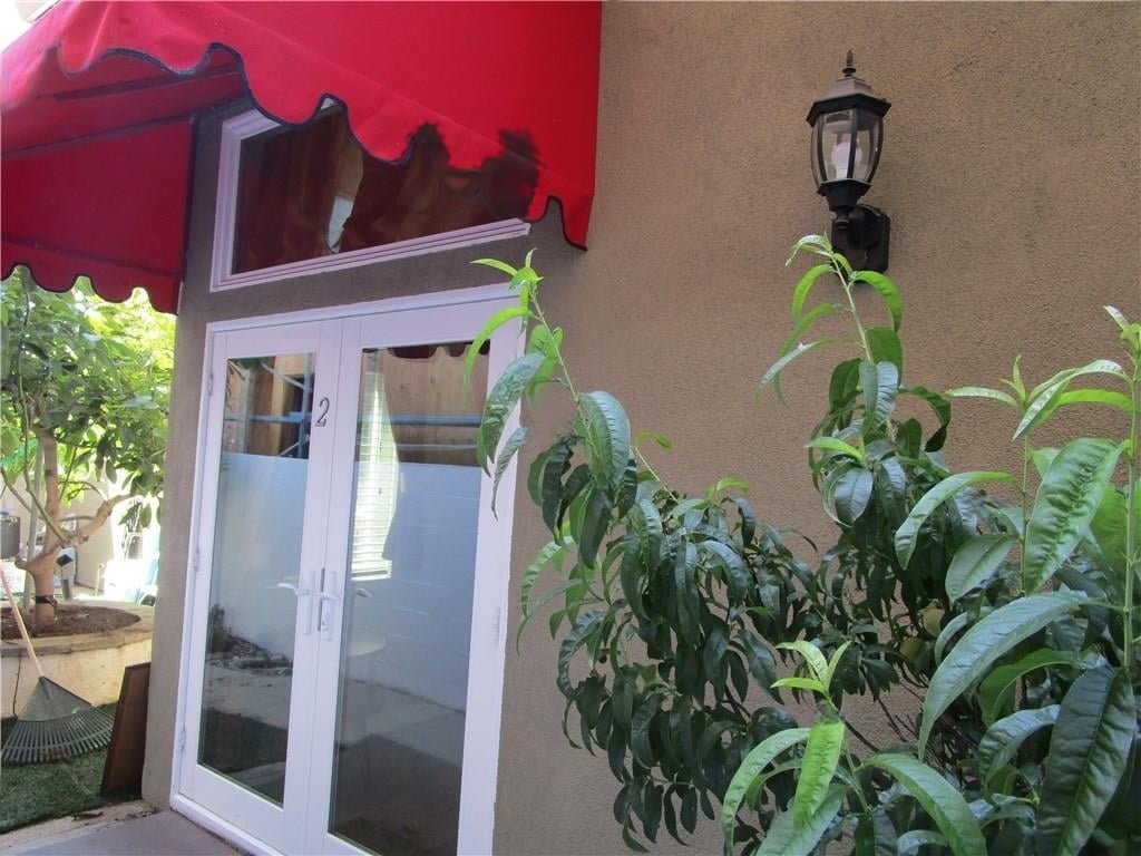 Charming Room for Rent - Prime Beach Location! property image