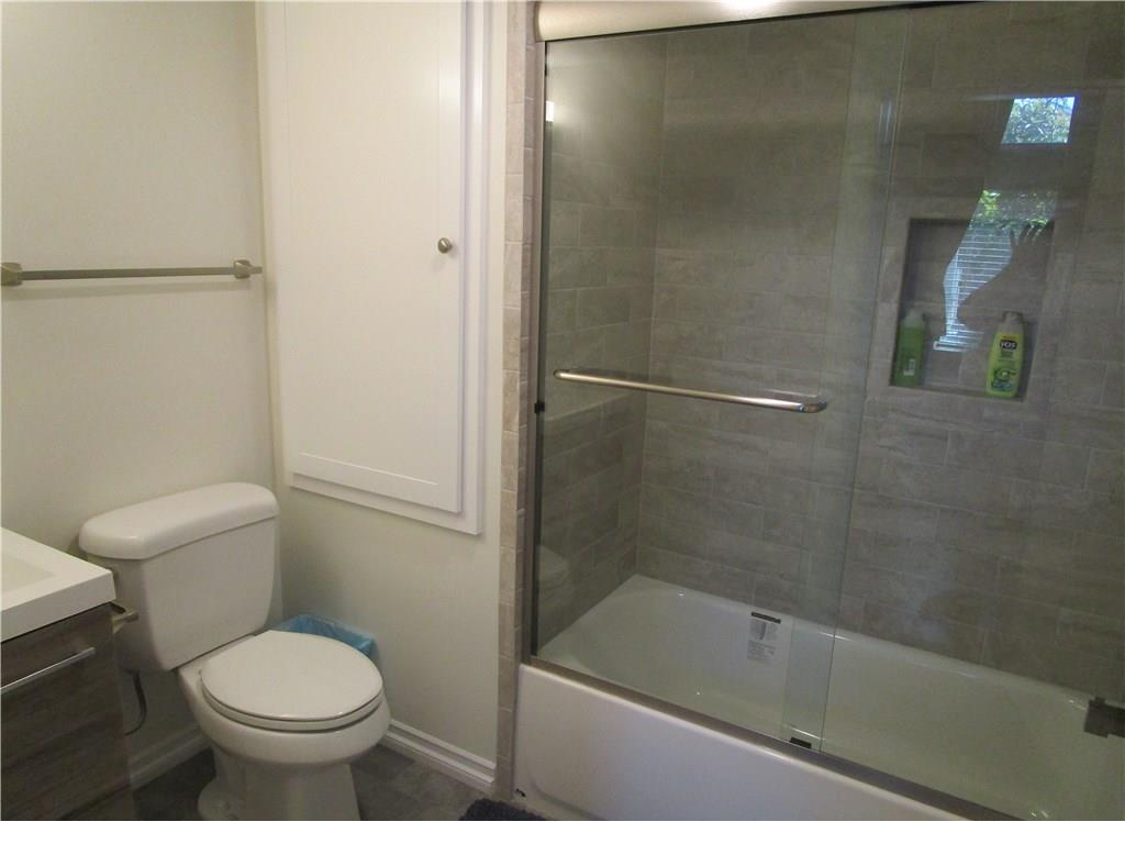 Charming Room for Rent - Prime Beach Location! property image