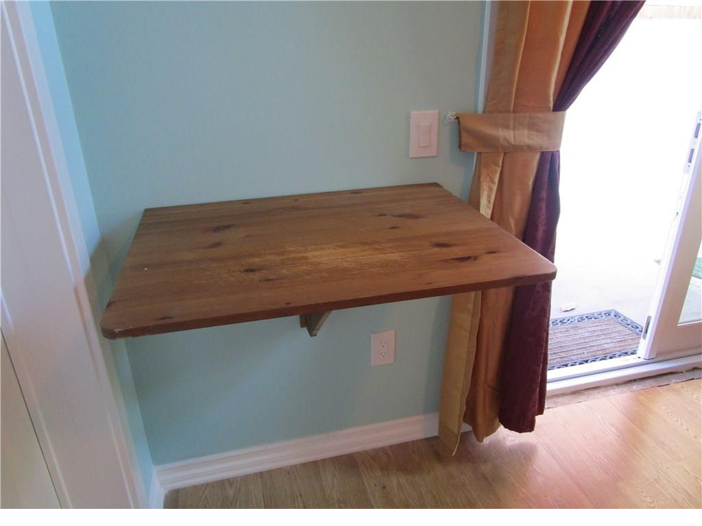 Charming Room for Rent - Prime Beach Location! property image