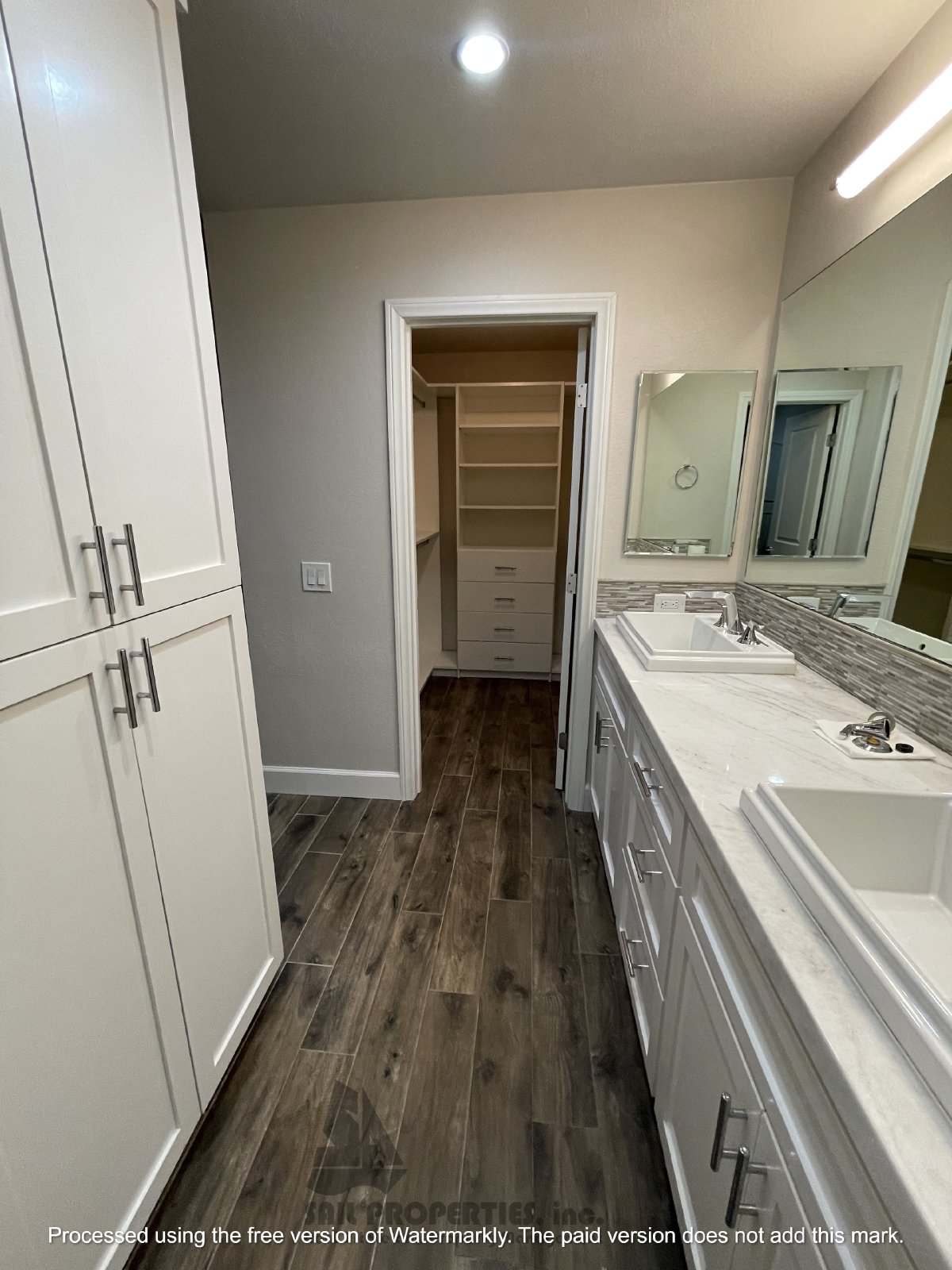 Stunning 2-bedroom, 2-bathroom home located in Huntington Beach Gated Community property image