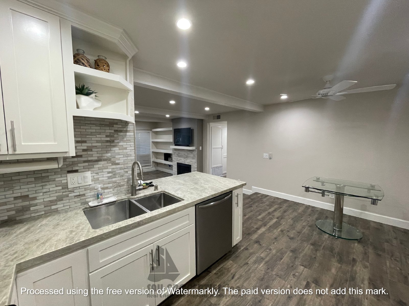 Stunning 2-bedroom, 2-bathroom home located in Huntington Beach Gated Community property image