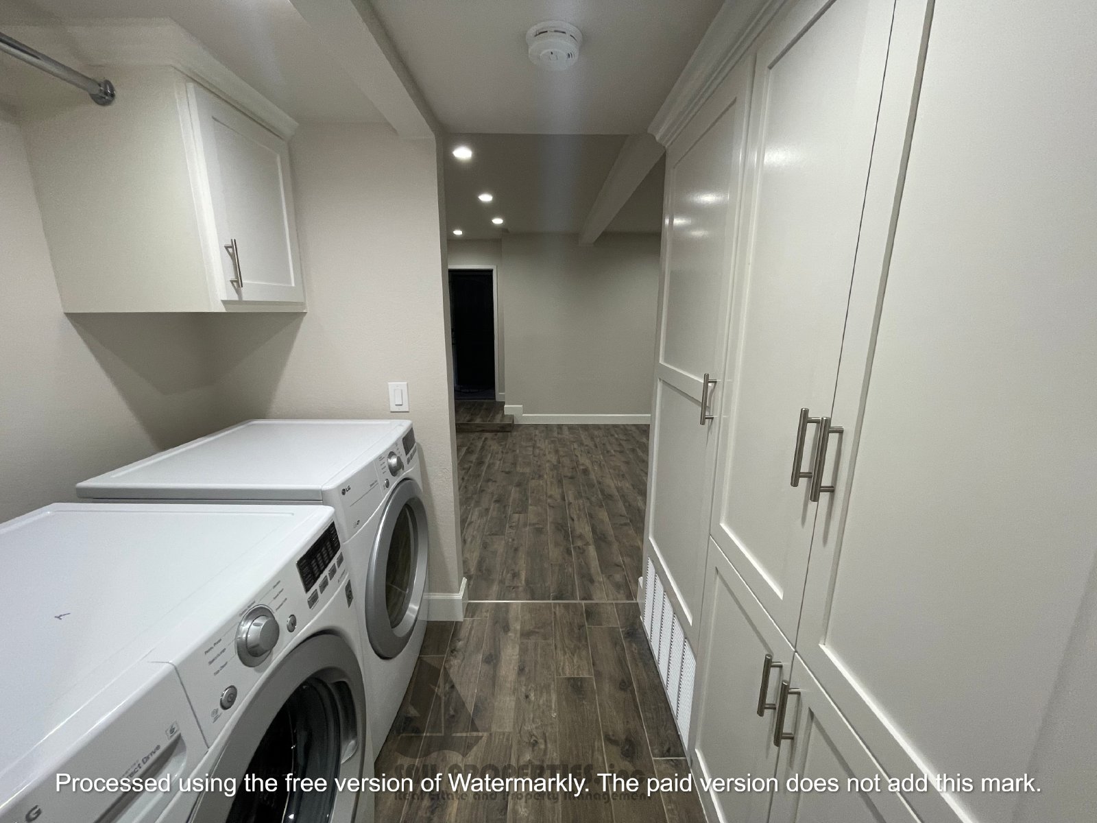 Stunning 2-bedroom, 2-bathroom home located in Huntington Beach Gated Community property image