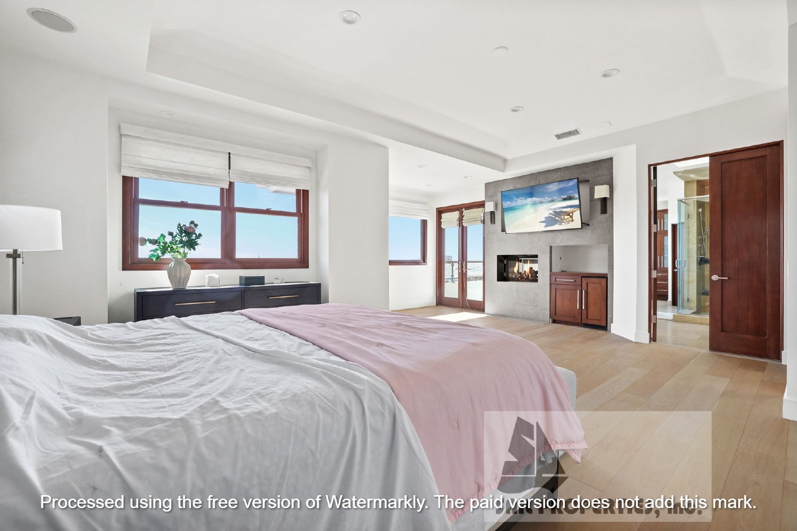 Elevated Living in Newport Heights property image