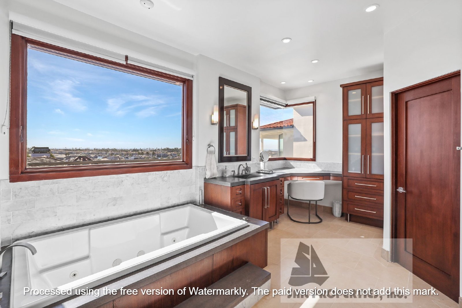 Elevated Living in Newport Heights property image