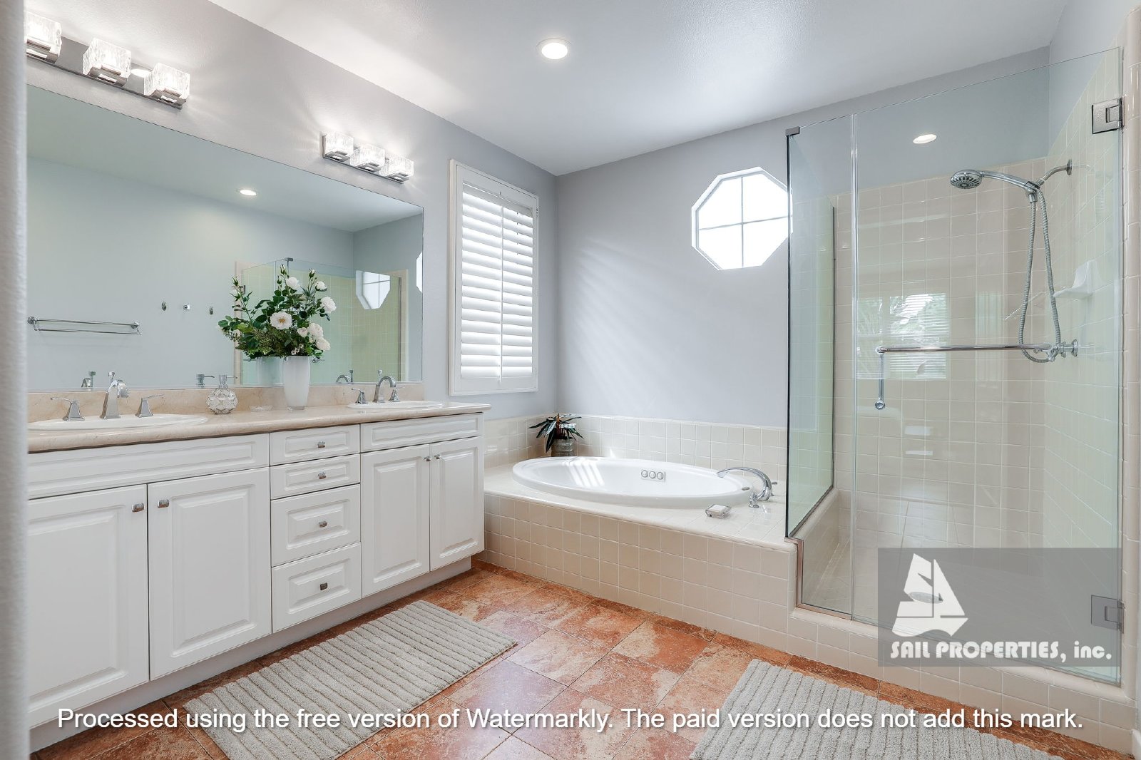 Gorgeous home in downtown Huntington Beach! property image