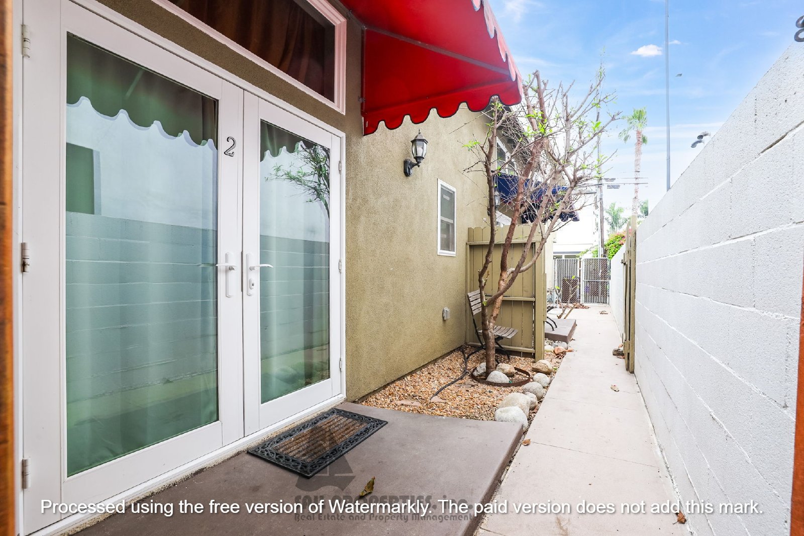 Charming Room for Rent - Prime Beach Location! property image