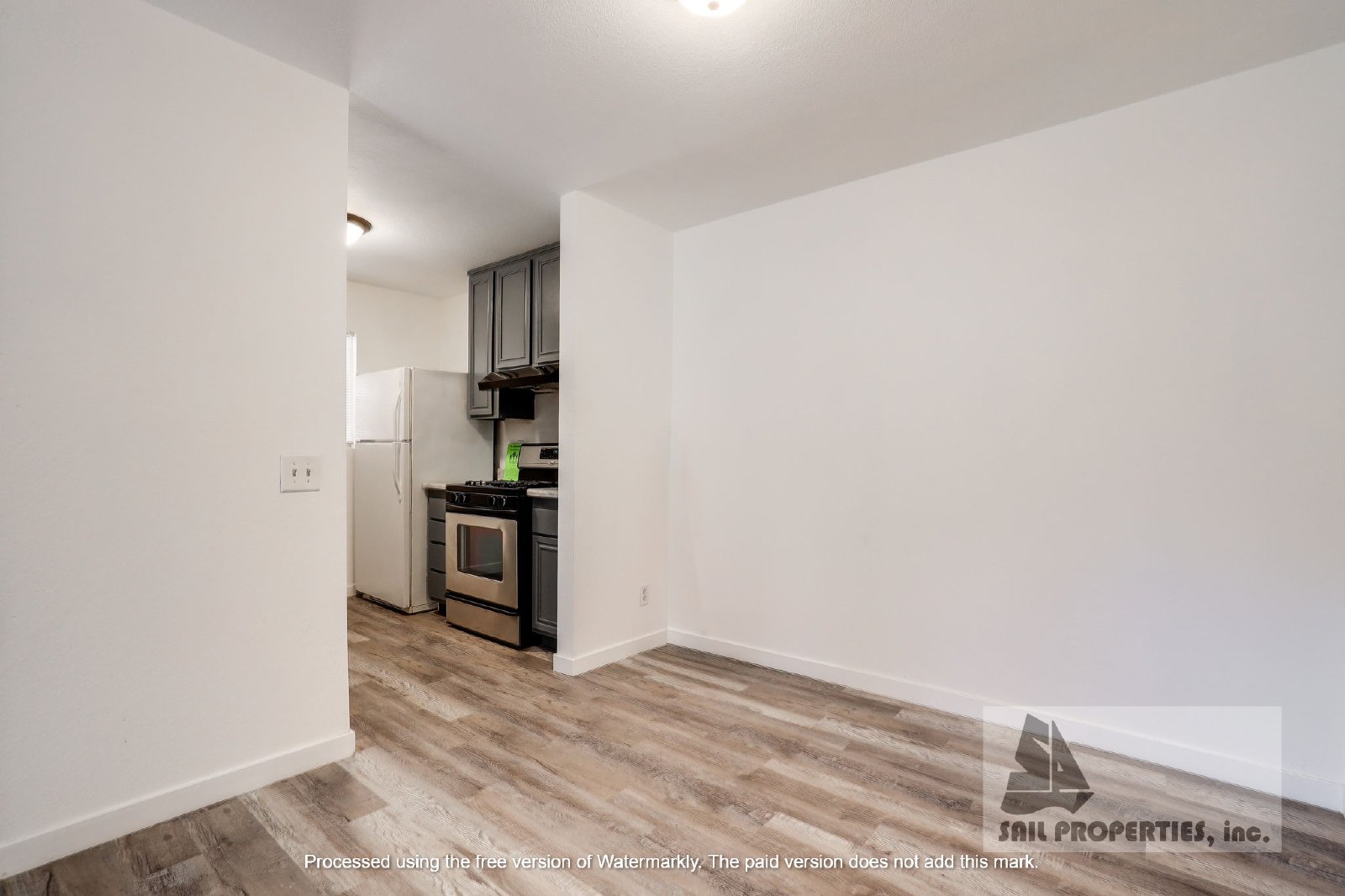 Beautifully Remodeled Unit Available Now! property image
