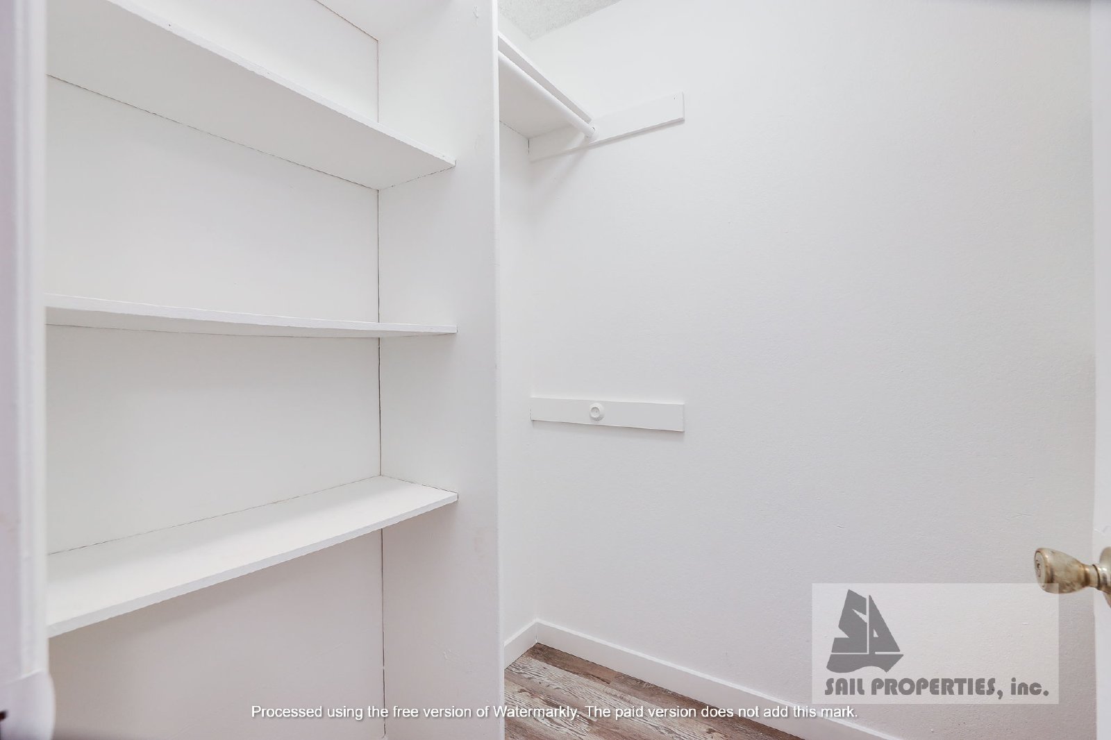 Beautifully Remodeled Unit Available Now! property image