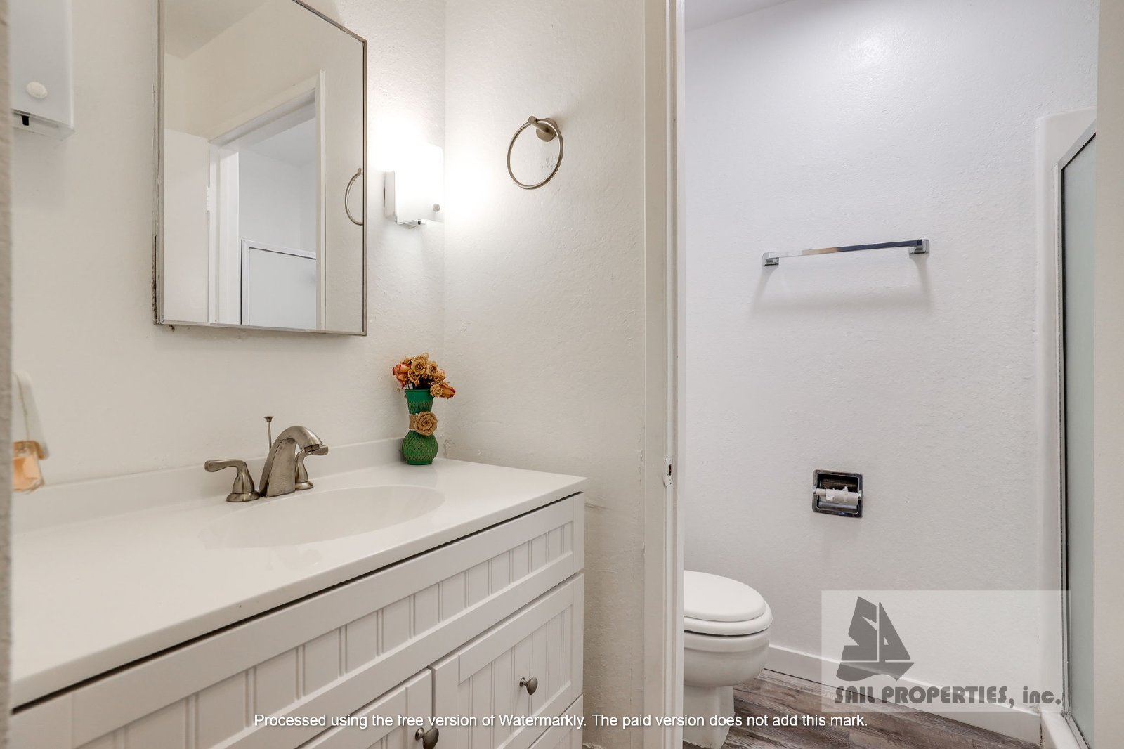 Beautifully Remodeled Unit Available Now! property image