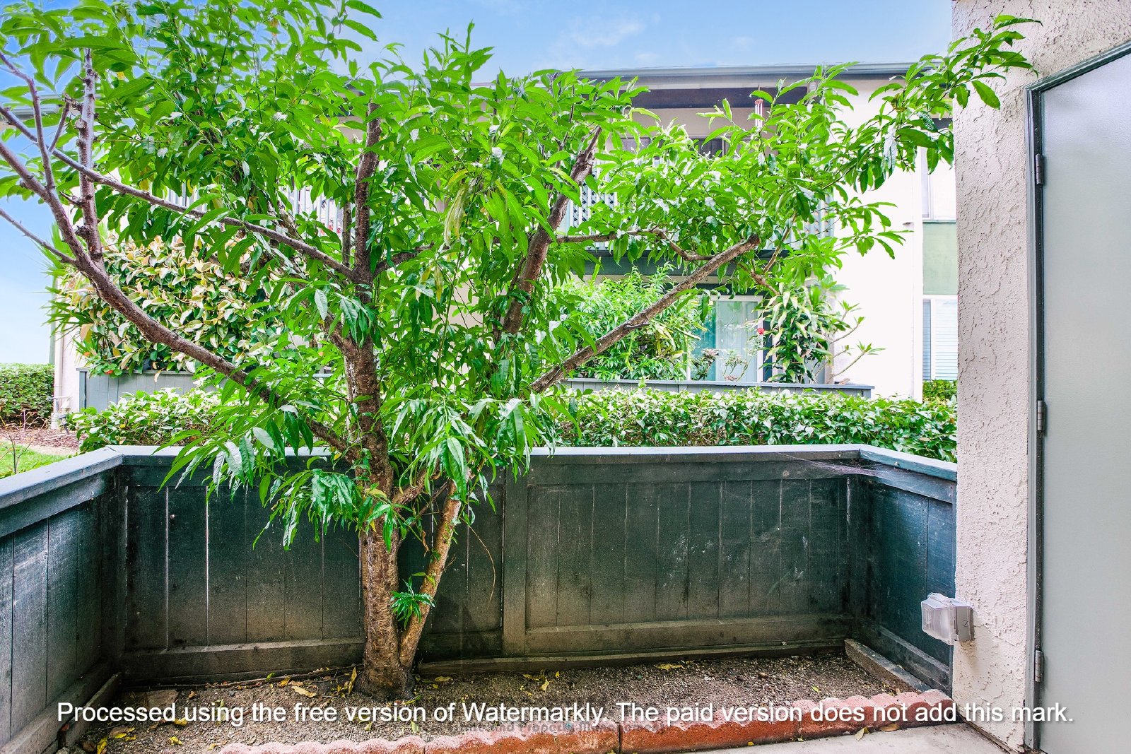 Discover this well-appointed 2-bedroom, 2-bath condo in Lake Forest property image