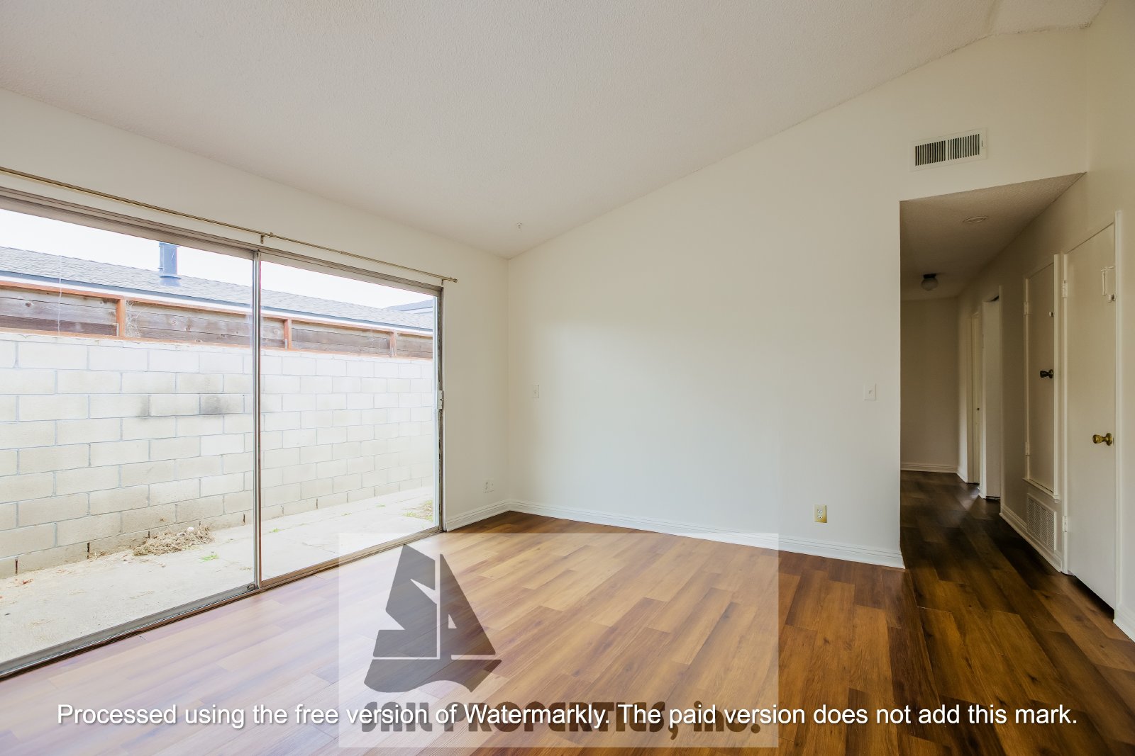 Charming 3-bedroom, 1-bath home in the heart of Huntington Beach property image