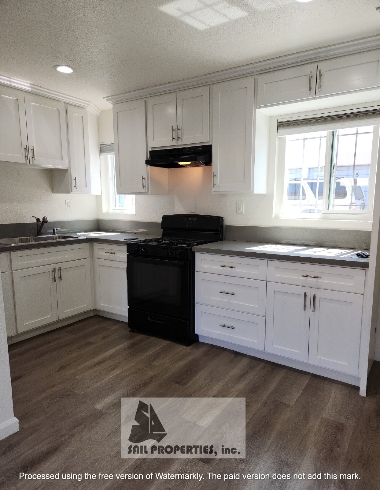 Great Gated 1 bedroom home in Heart of Long Beach! property image